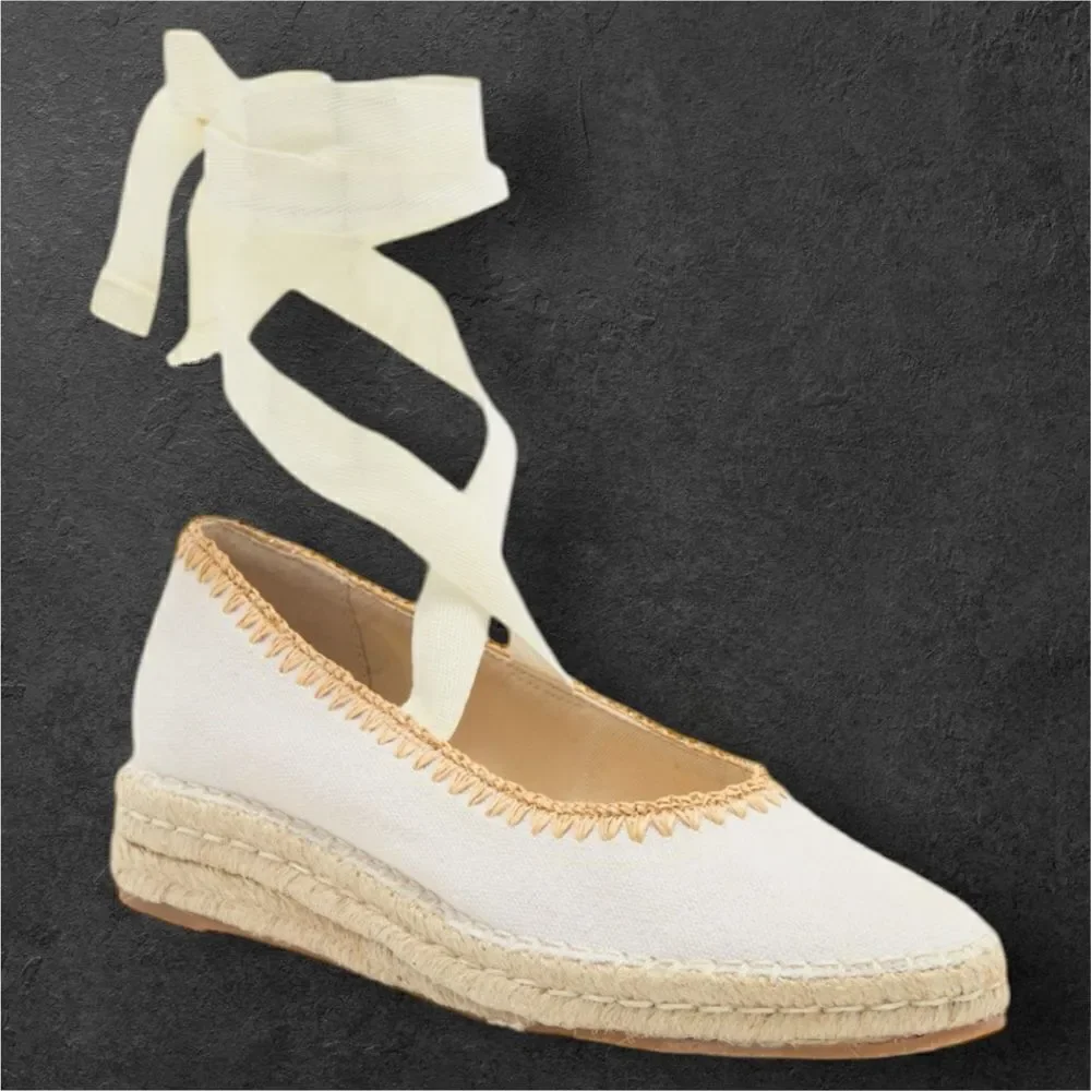 DOLCE VITA Women’s Morgan Espadrilles Flats in the Size 9.5 in Ivory Canvas